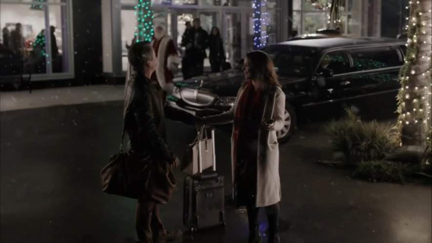 Lincoln Town Car Stretched Limousine