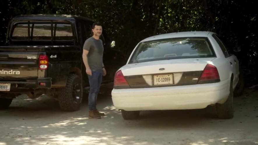 Ford Crown Victoria