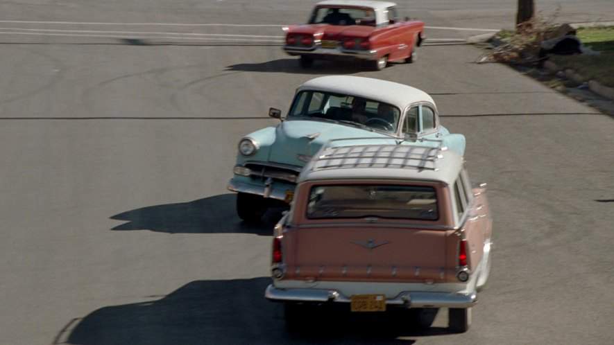 Plymouth Sport Suburban