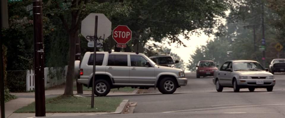 Isuzu Trooper