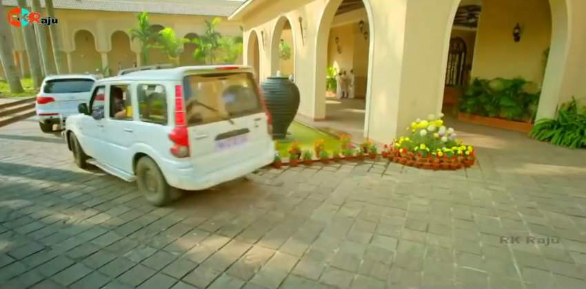 Mahindra Scorpio
