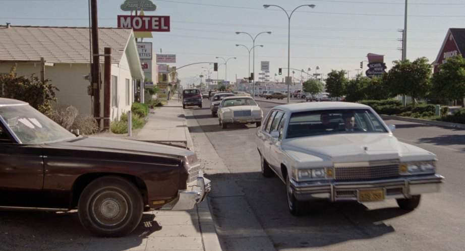 Cadillac Sedan DeVille Stretched Limousine