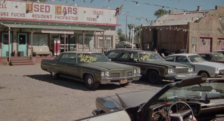 Oldsmobile Ninety-Eight Luxury