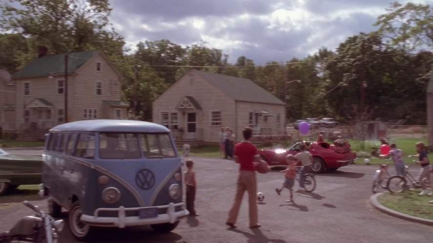 Volkswagen De Luxe Station Wagon T1