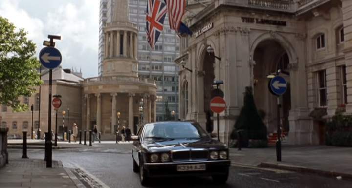 Jaguar XJ6
