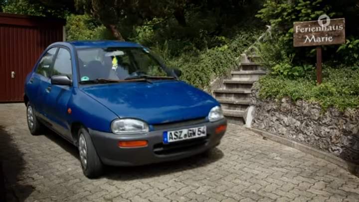 Mazda 121