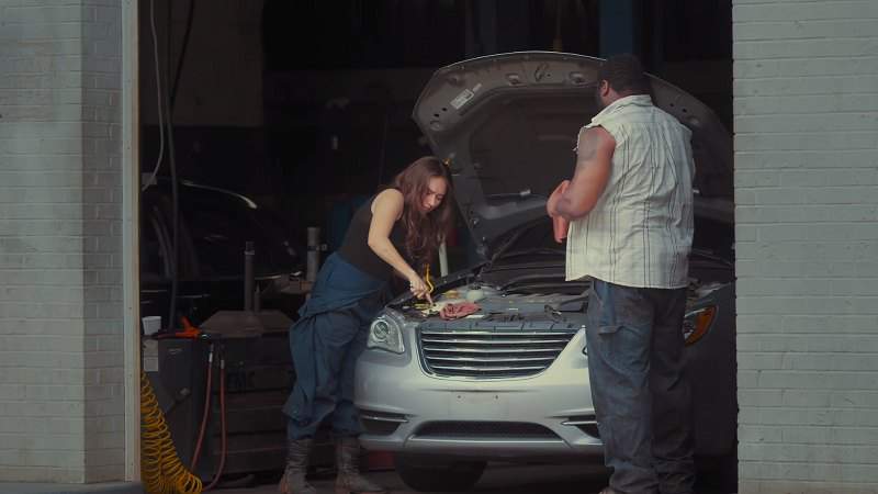 Chrysler 200