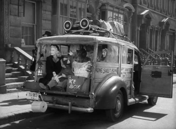 Ford V8 De Luxe Station Wagon