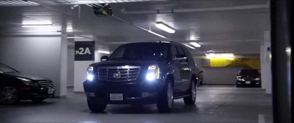 2007 Cadillac Escalade in Darc