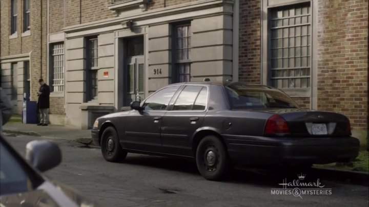 Ford Crown Victoria