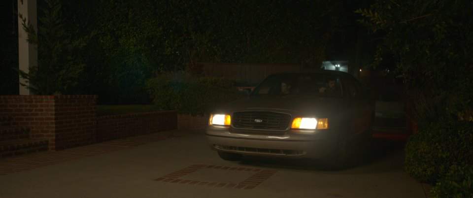 1999 Ford Crown Victoria in Extracurricular