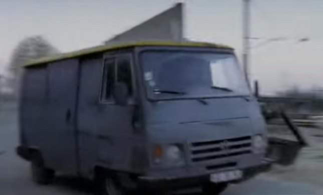 Peugeot J9