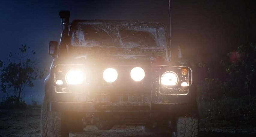 Land-Rover Defender 110