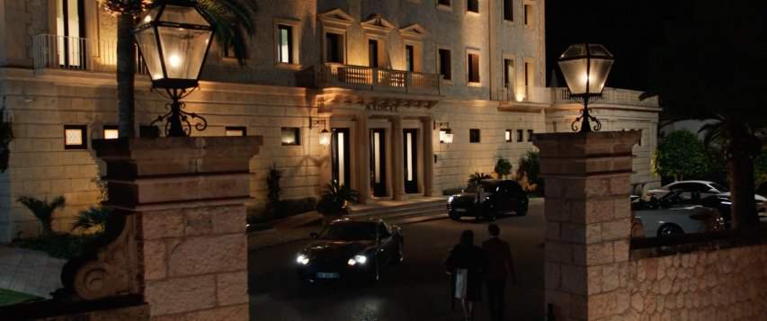 Aston Martin DB9