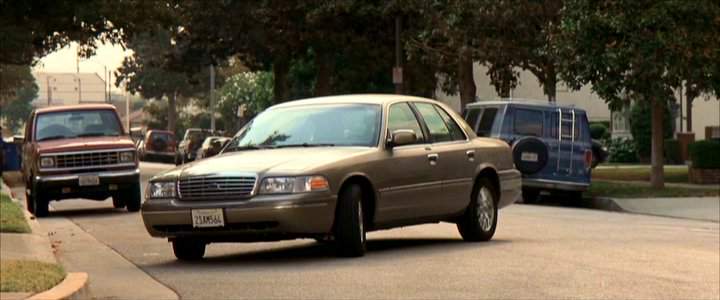 Ford Crown Victoria