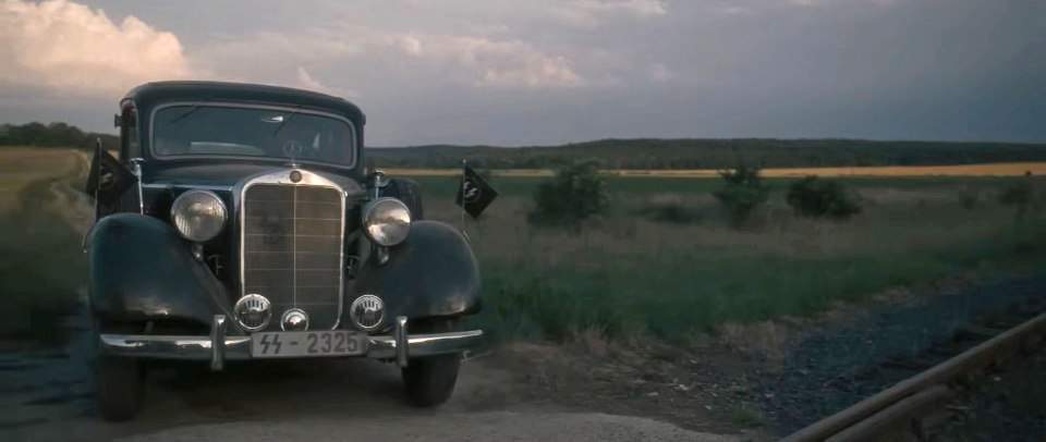 Mercedes-Benz 230 Lang