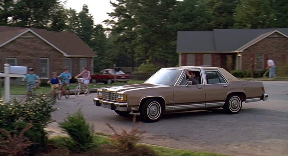 Ford LTD Crown Victoria