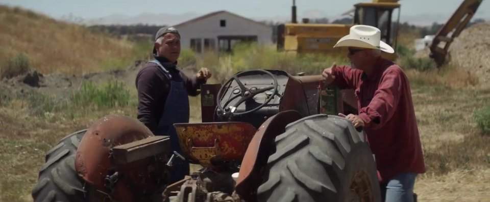Massey Ferguson 245