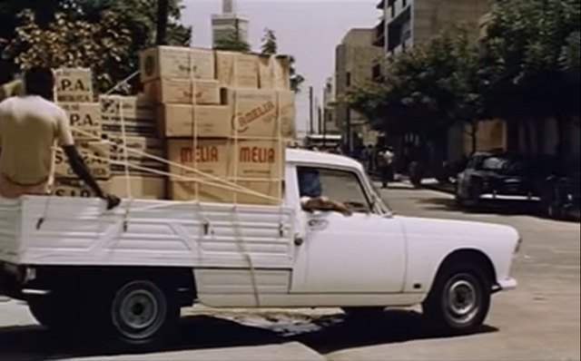 Peugeot 404 Camionnette Bâchée