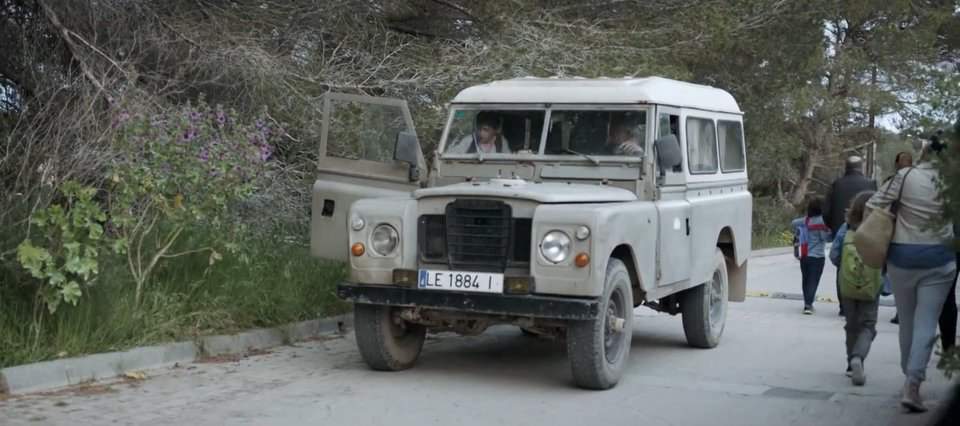 Land-Rover Santana 109'' Series III