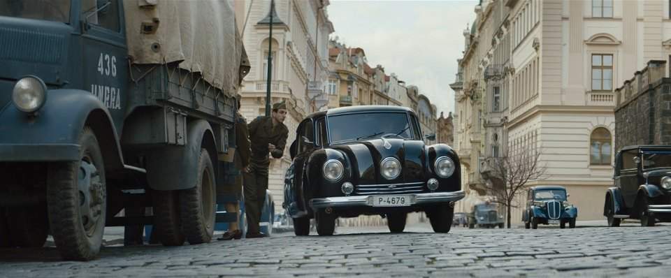 Tatra 87