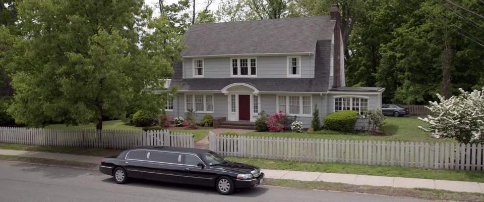 Lincoln Town Car Stretched Limousine
