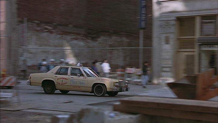 Ford LTD Crown Victoria