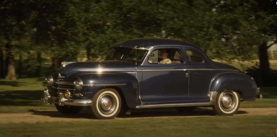 Plymouth De Luxe