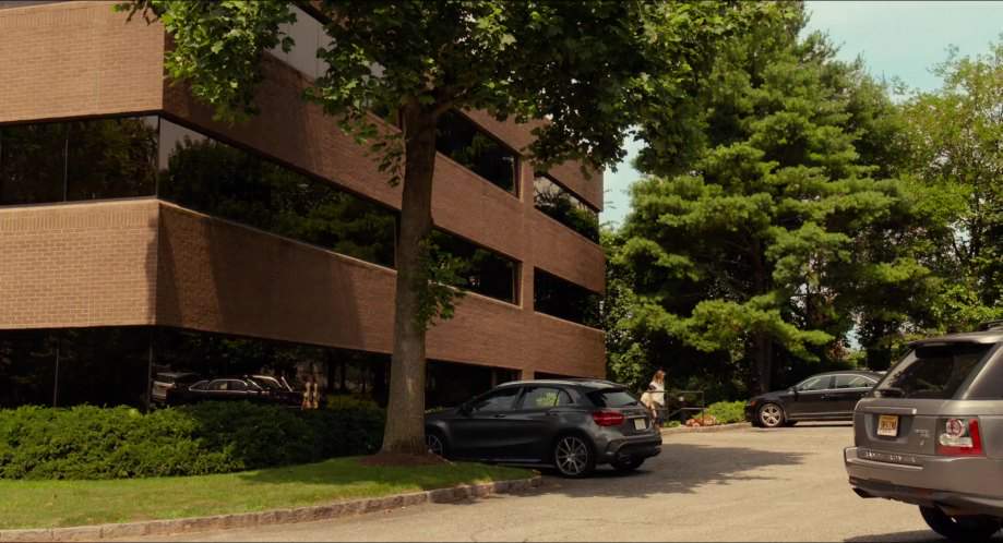 Land-Rover Range Rover Sport