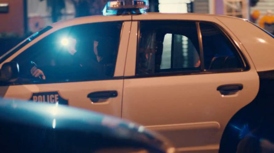 Ford Crown Victoria in Neverknock
