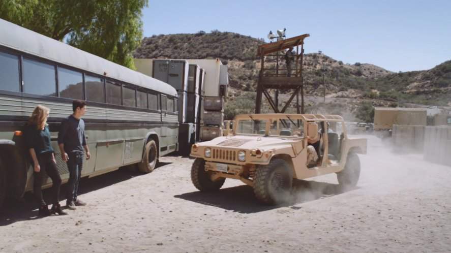AM General HMMWV M1043