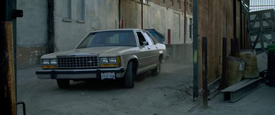 Ford LTD Crown Victoria