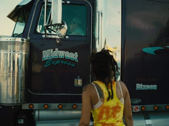 Peterbilt 379