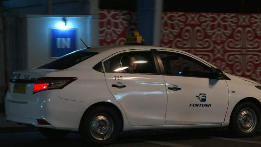Toyota Limo