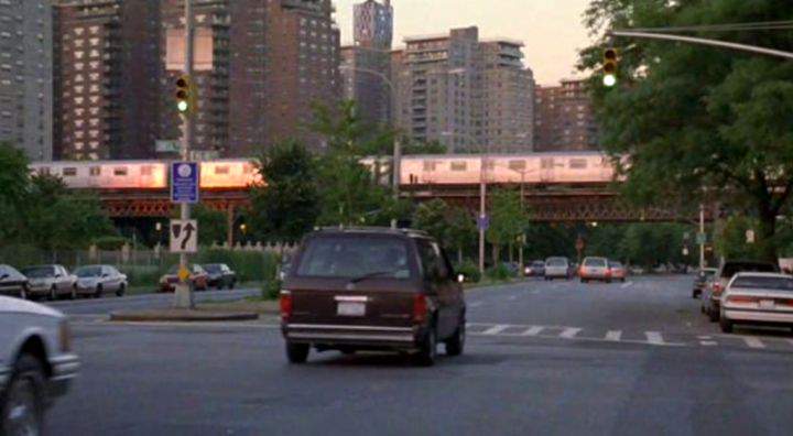 Dodge Caravan