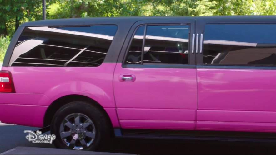 2007 Ford Expedition EL Stretched Limousine in Kim Possible
