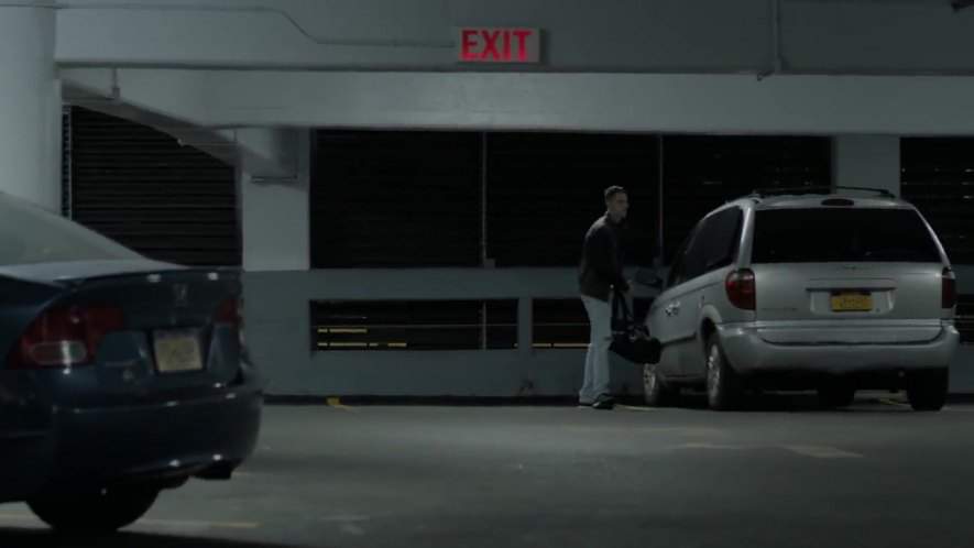 2002 Dodge Caravan in Good Sam