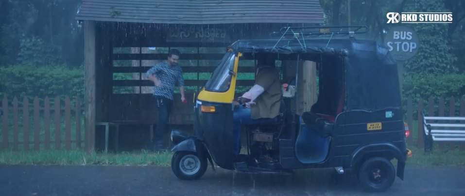 Bajaj RE