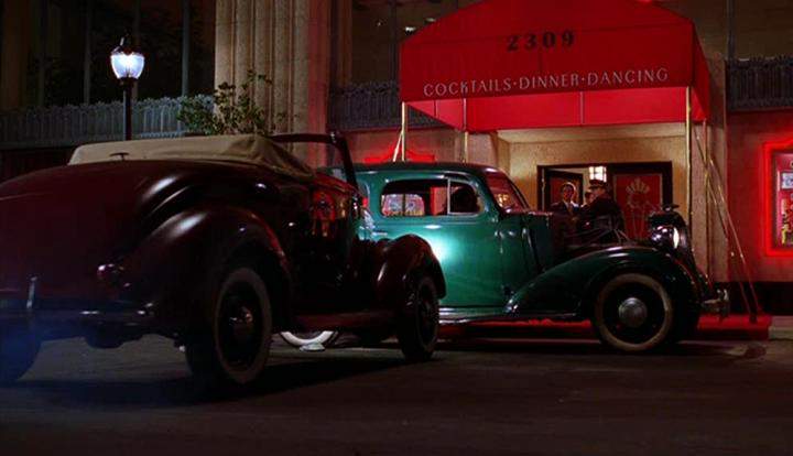 Ford V8 De Luxe