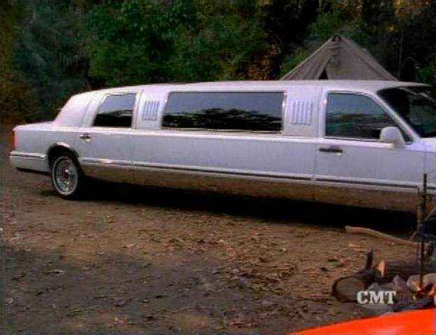 Lincoln Town Car Stretched Limousine