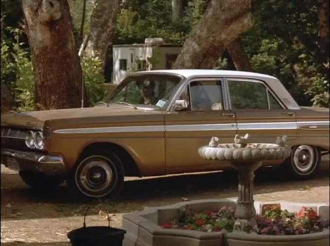 Mercury Comet Caliente