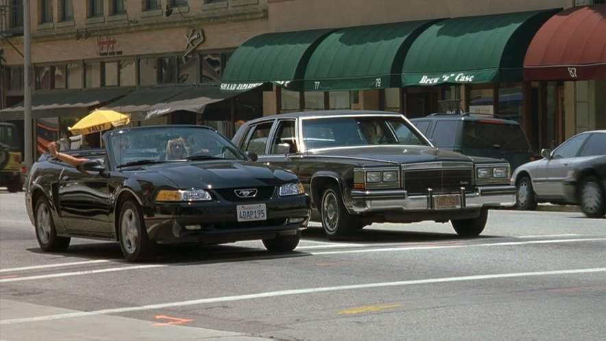 Cadillac Fleetwood Brougham
