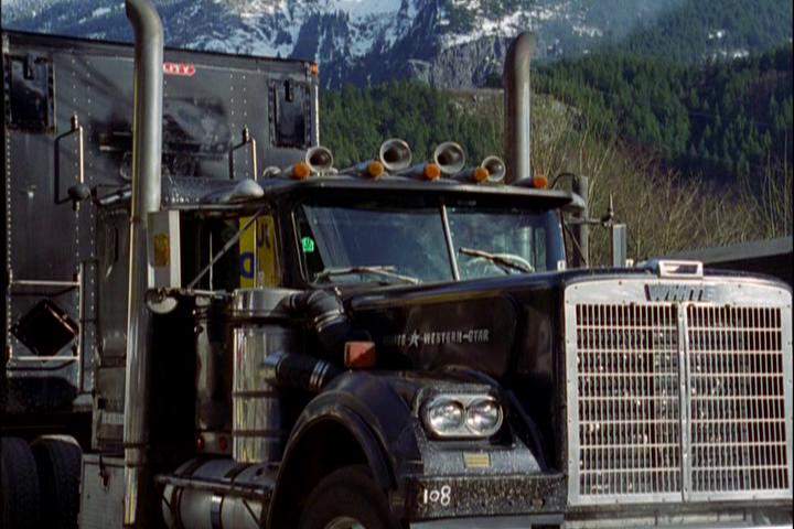 White Western Star 4900