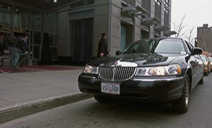 Lincoln Town Car Stretched Limousine