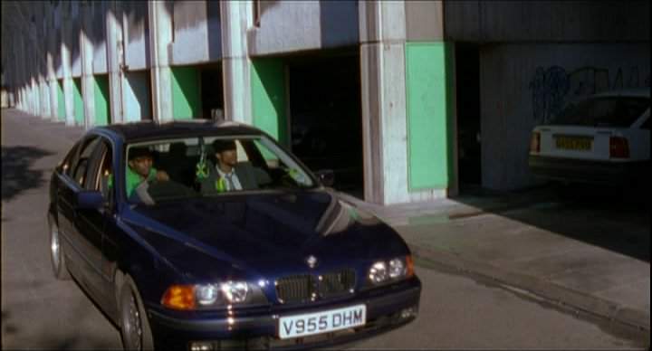 1996 BMW 523i E39 in Lava
