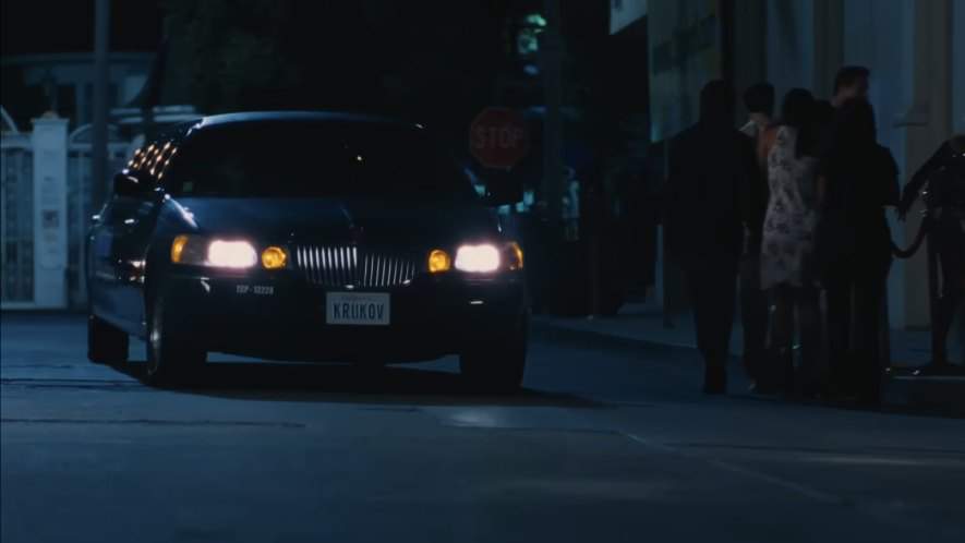 Lincoln Town Car Stretched Limousine