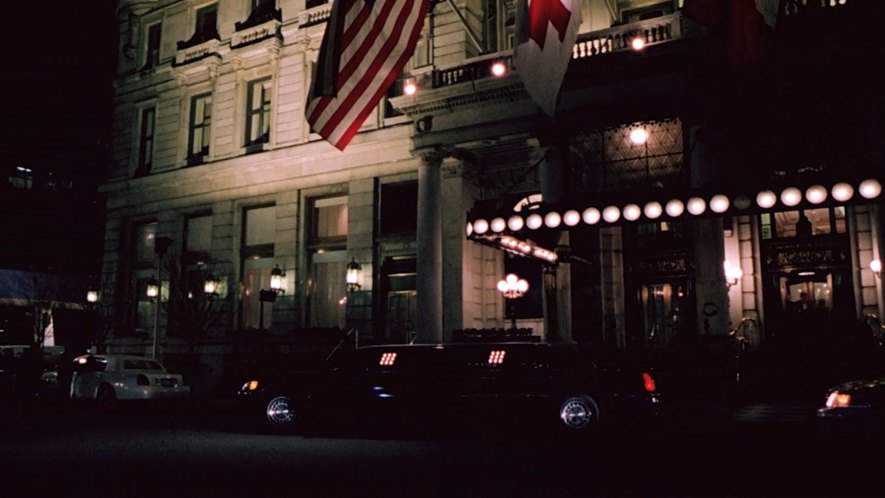 Lincoln Town Car Stretched Limousine