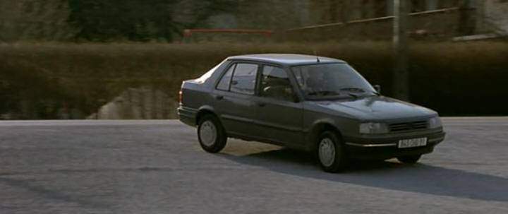Peugeot 309