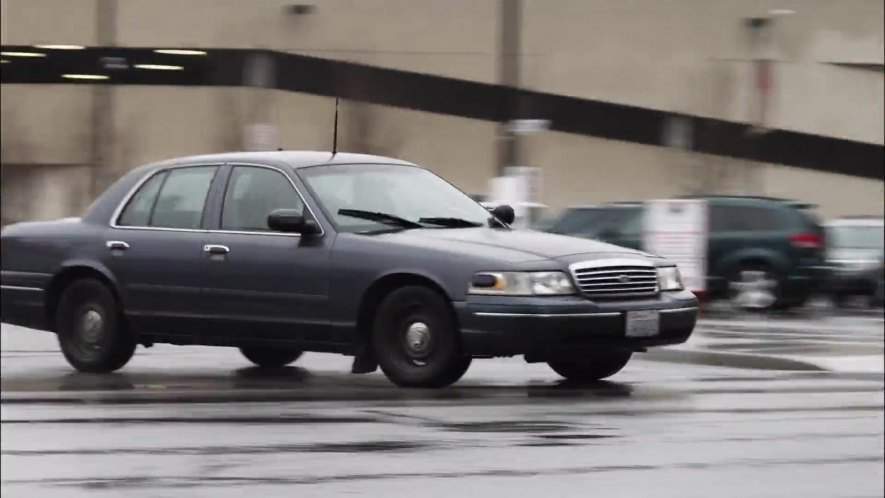 Ford Crown Victoria