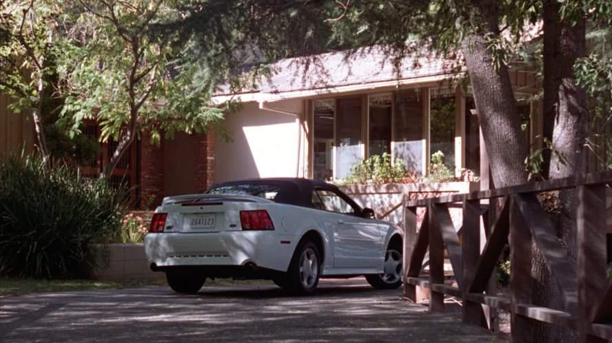 1999 Ford Mustang in Facing the Enemy